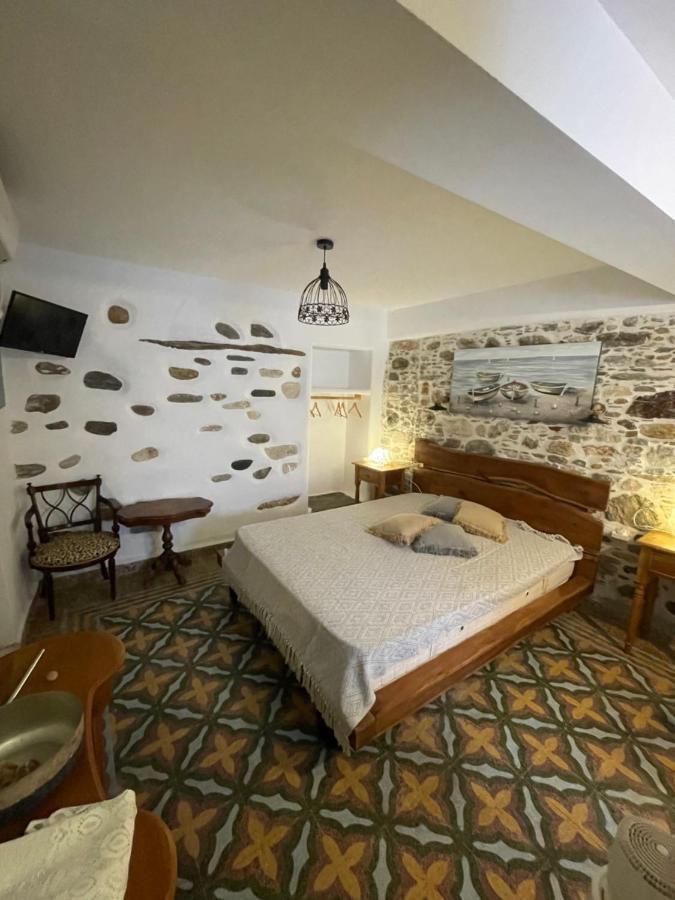 Burgos Barrio Hotel Naxos City Exterior foto