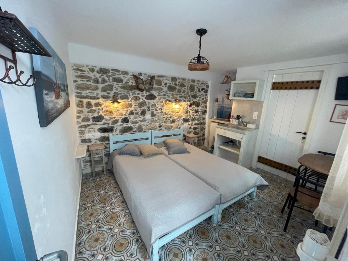 Burgos Barrio Hotel Naxos City Exterior foto