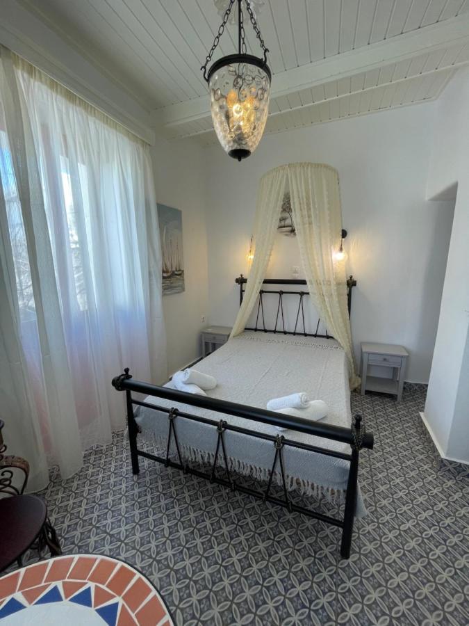Burgos Barrio Hotel Naxos City Exterior foto